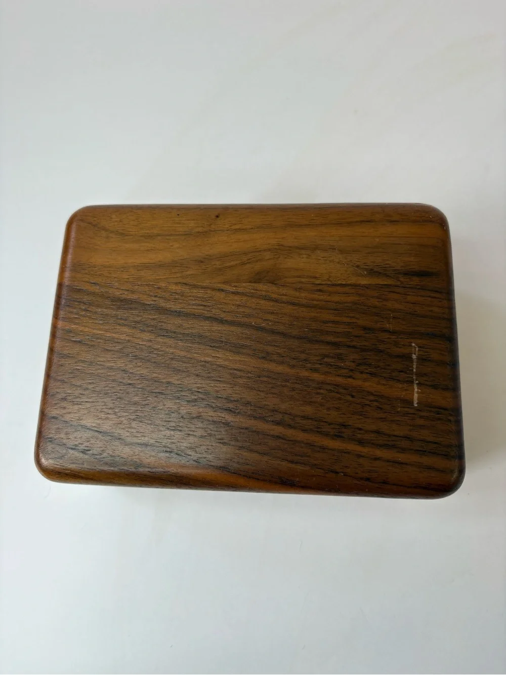 VNTG Disney Animal Kingdom Wooden Engraved Trinket Storage Keepsake‎ Jewelry Box